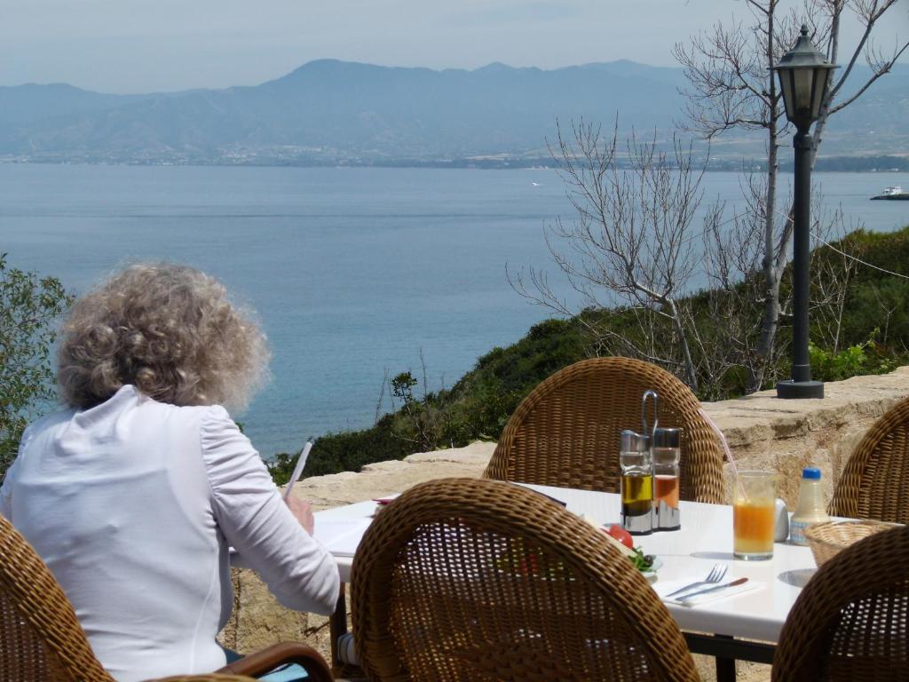 Aphrodite Beach Hotel Polis エクステリア 写真